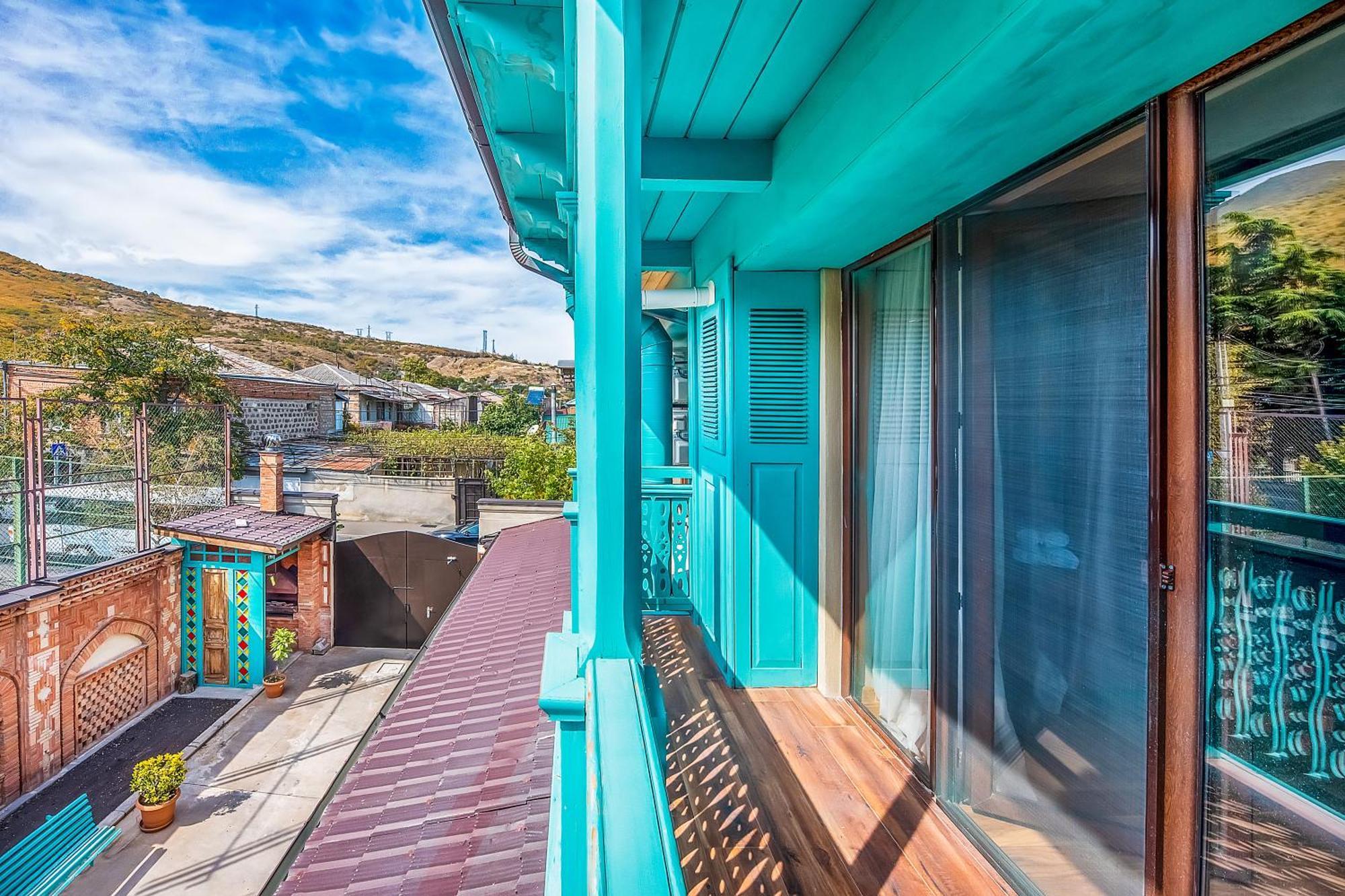Dzvel Ubanshi Hotel Gori Luaran gambar