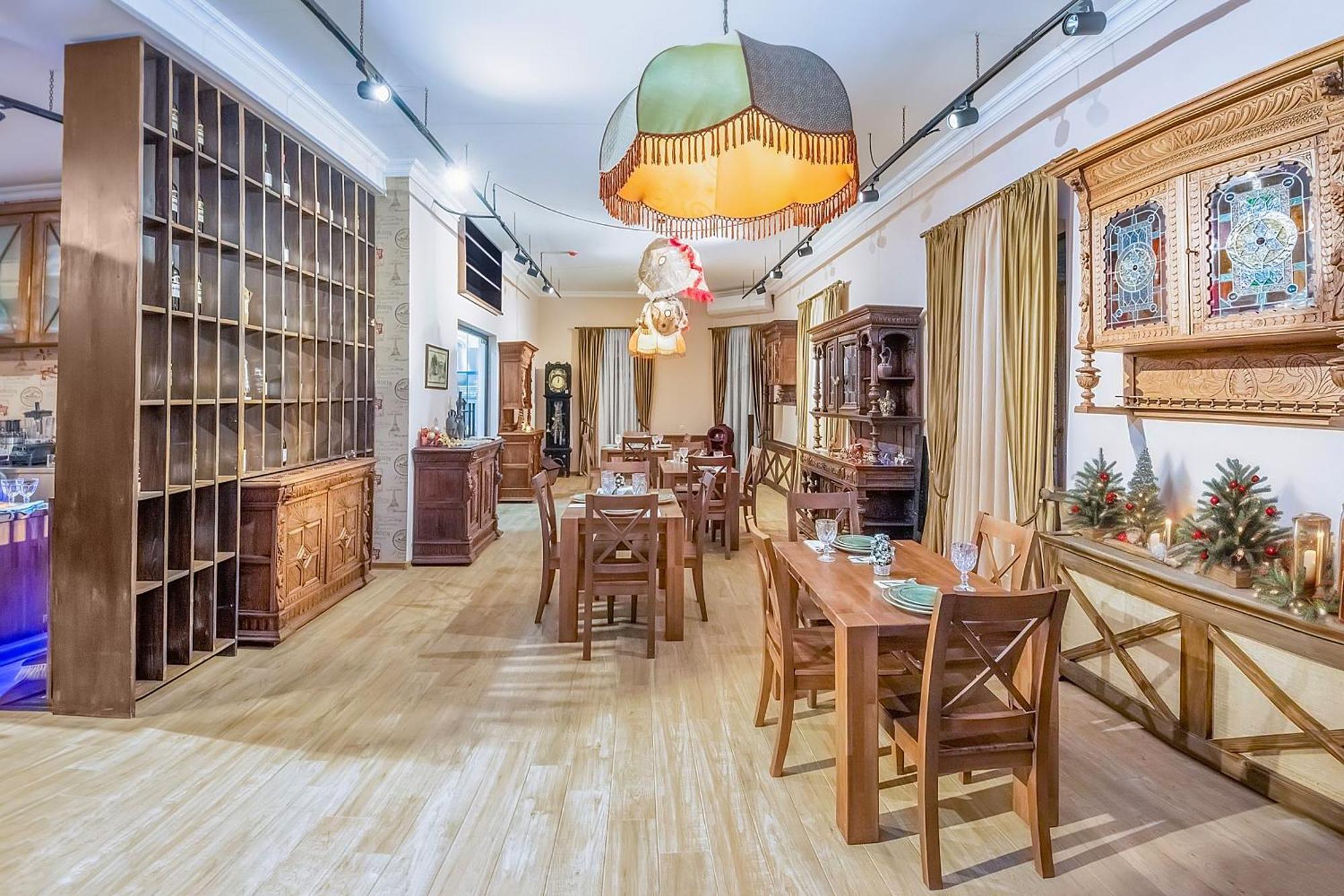 Dzvel Ubanshi Hotel Gori Luaran gambar