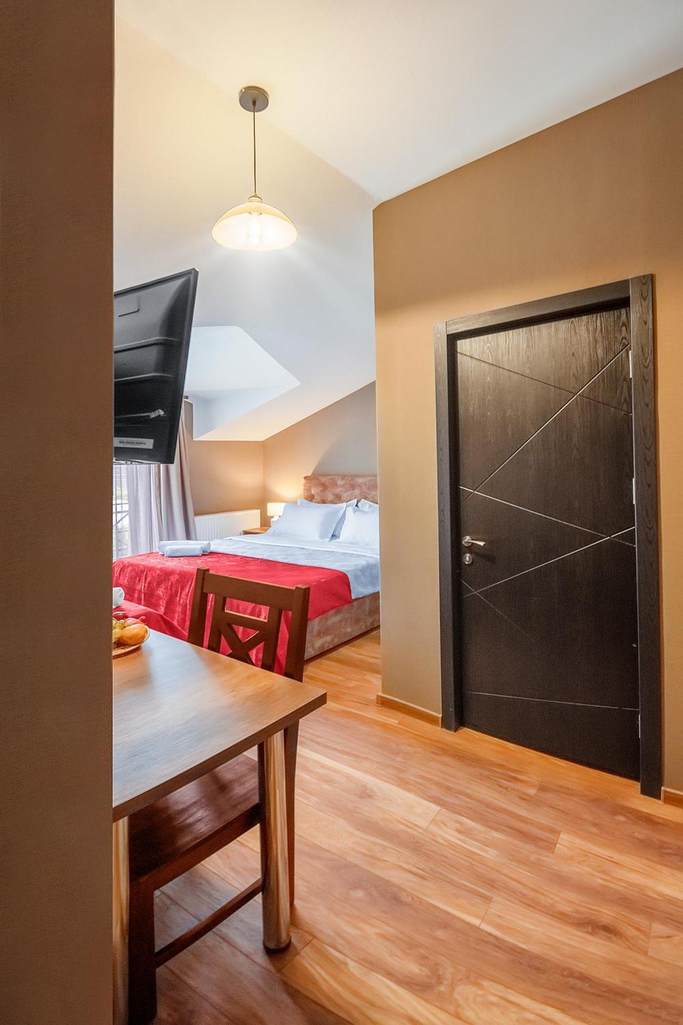 Dzvel Ubanshi Hotel Gori Luaran gambar